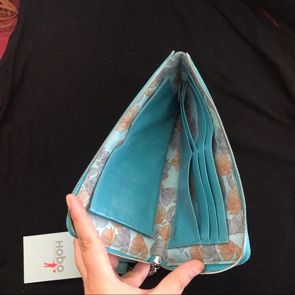 HOBO wristlet phone wallet real leather - Picture 3 of 5